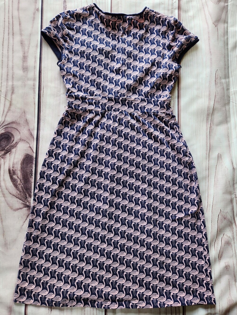 Boden Flamingo "Casual Jersey Day Dress" Navy Pink #J0118 | Women's Size 2P - Picture 7 of 11